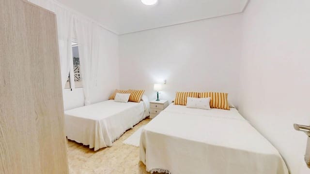Appartement de 3 chambres à louer à Playa del Cura, Torrevieja - 1 100 € (Ref: 10168557)