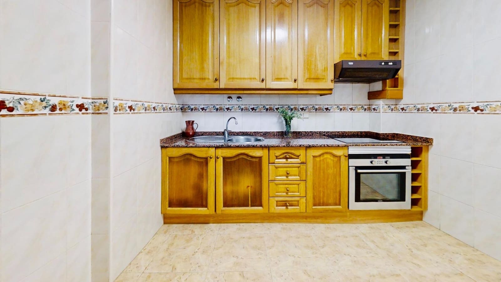 Appartement de 3 chambres à louer à Torrevieja - 1 100 € (Ref: 10168557)
