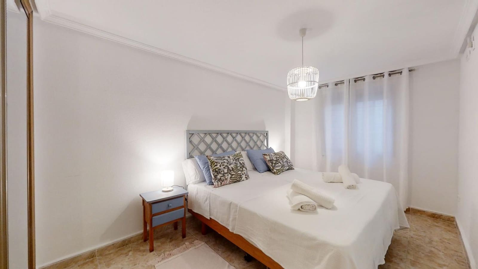 2 sovrum Takvåning att hyra i Torrevieja med garage - 1 100 € (Ref: 8992518)