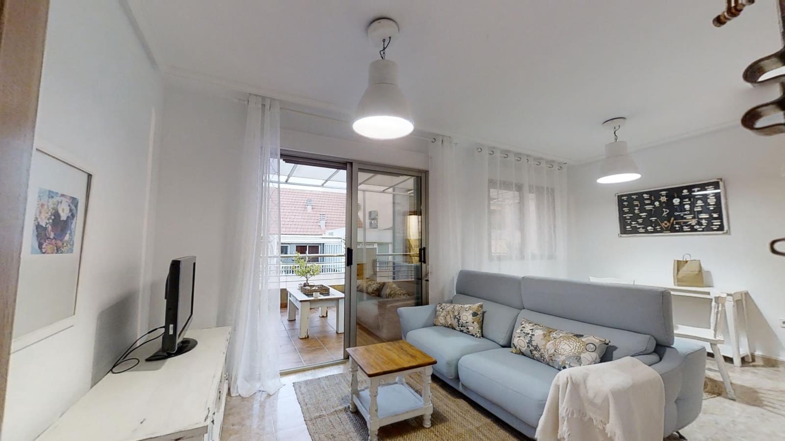 2 sovrum Takvåning att hyra i Torrevieja med garage - 1 100 € (Ref: 8992518)