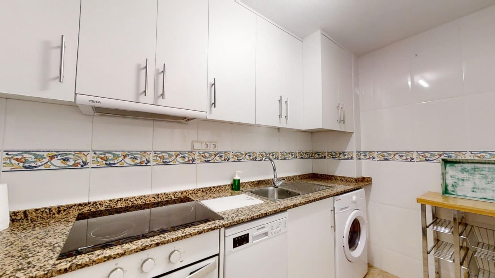 2 sovrum Takvåning att hyra i Torrevieja med garage - 1 100 € (Ref: 8992518)