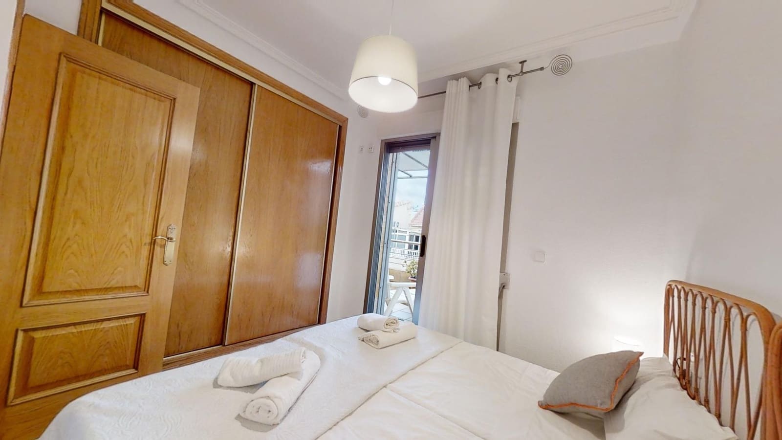 2 sovrum Takvåning att hyra i Torrevieja med garage - 1 100 € (Ref: 8992518)