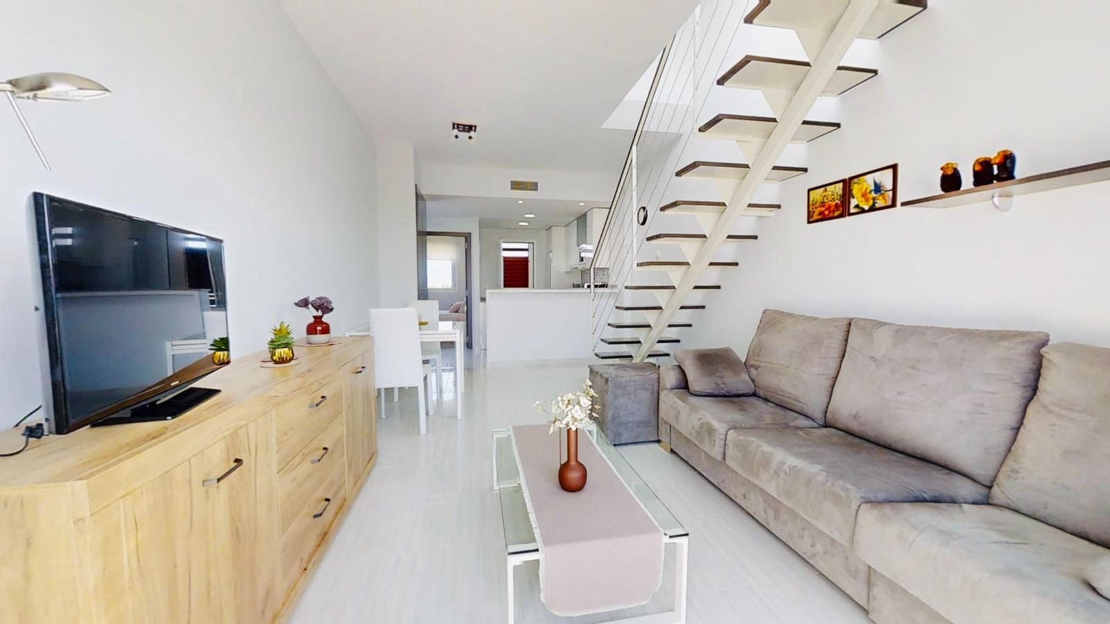 2 soverom Penthouse til salgs i Orihuela Costa med svømmebasseng garasje - € 269 900 (Ref: 9321990)