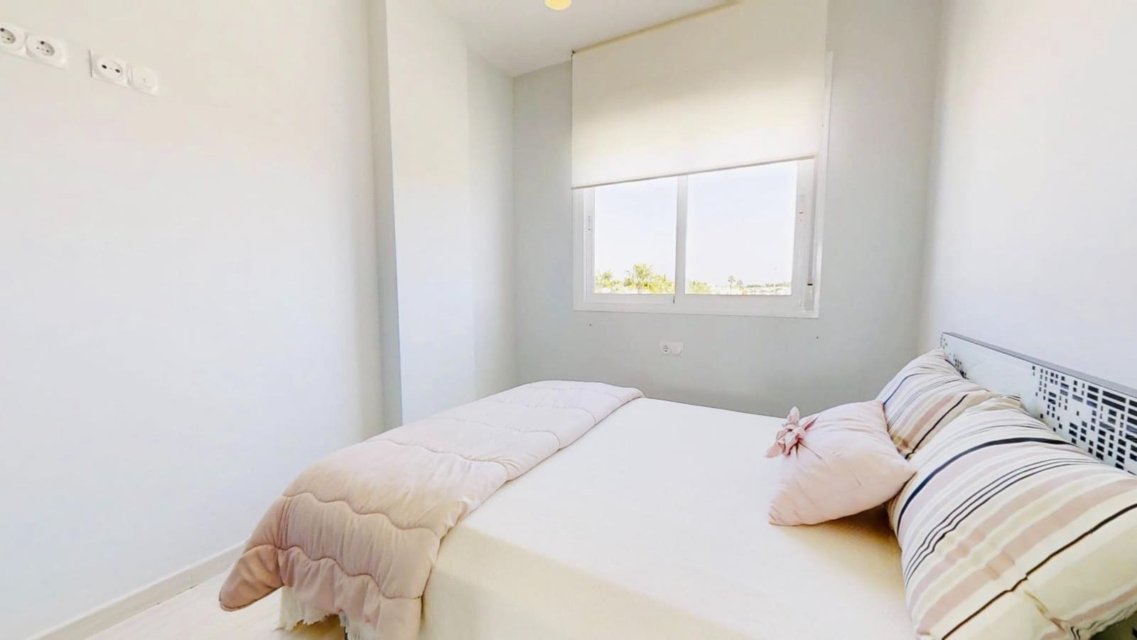 2 sypialnia Penthouse na sprzedaż w Orihuela Costa z basenem garażem - 239 900 € (Ref: 9321990)