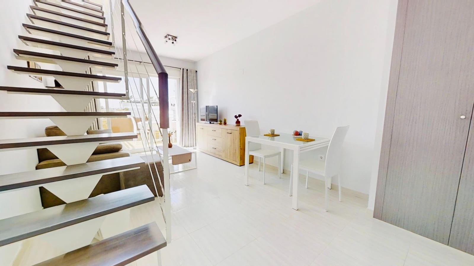 2 slaapkamer Penthouse te koop in Orihuela Costa met zwembad garage - € 228.500 (Ref: 9321990)