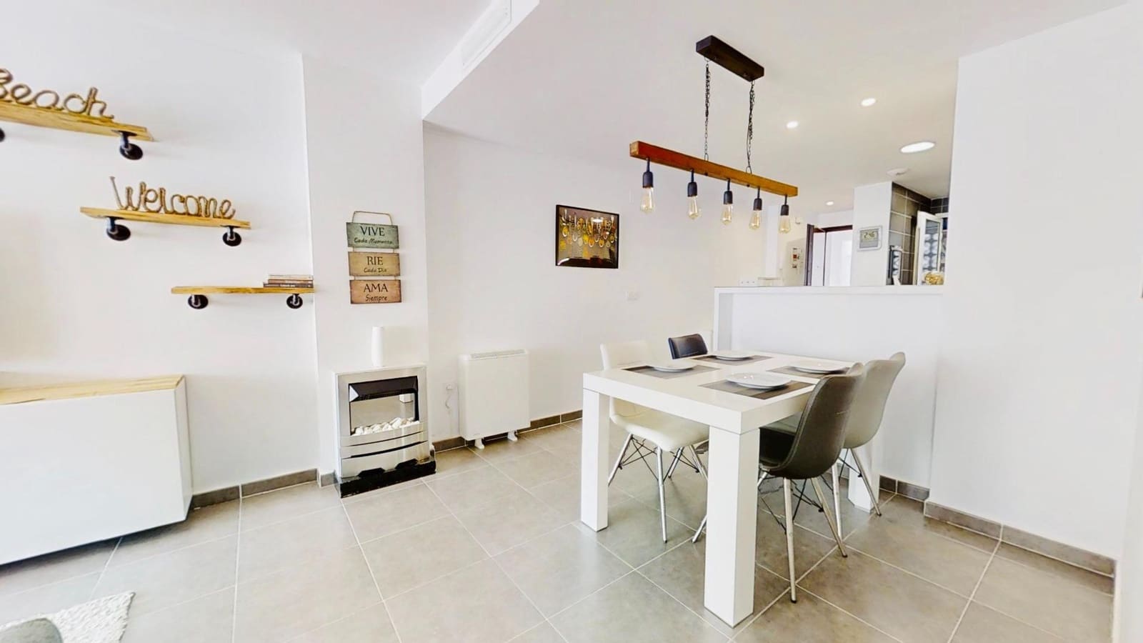 2 makuuhuone Asunto myytävänä paikassa Villamartin mukana uima-altaan - 203 000 € (Ref: 9341300)