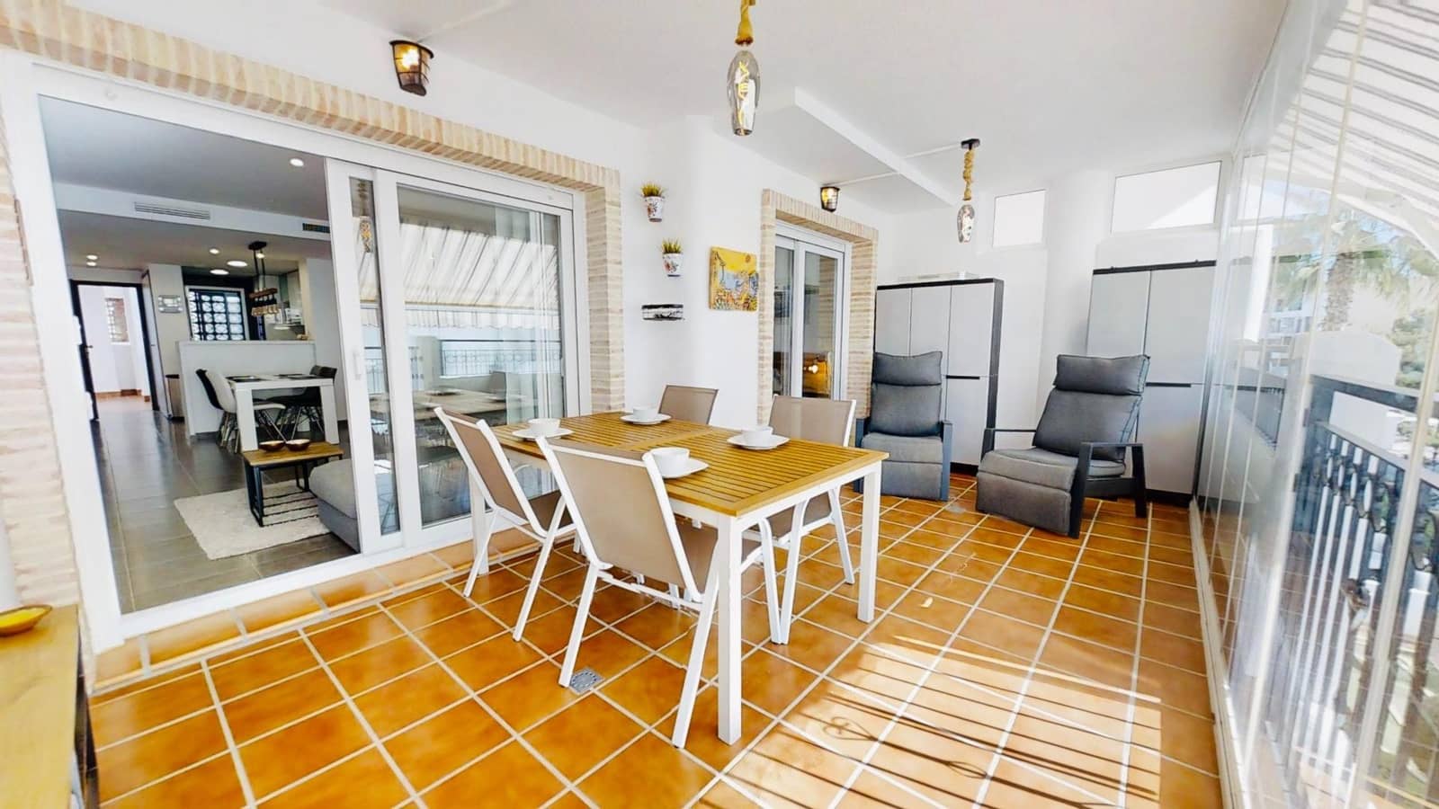 2 makuuhuone Asunto myytävänä paikassa Villamartin mukana uima-altaan - 203 000 € (Ref: 9341300)