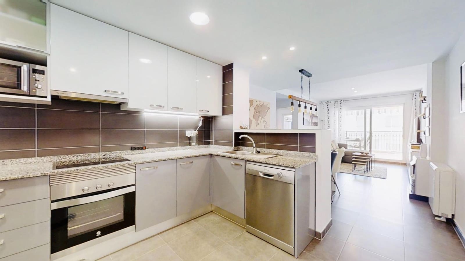 2 makuuhuone Asunto myytävänä paikassa Villamartin mukana uima-altaan - 203 000 € (Ref: 9341300)