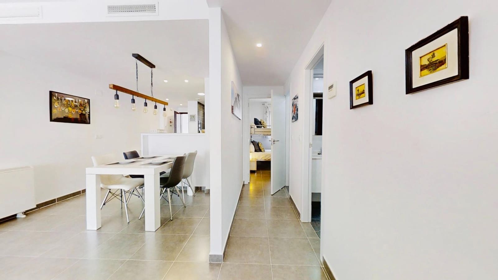 2 makuuhuone Asunto myytävänä paikassa Villamartin mukana uima-altaan - 203 000 € (Ref: 9341300)