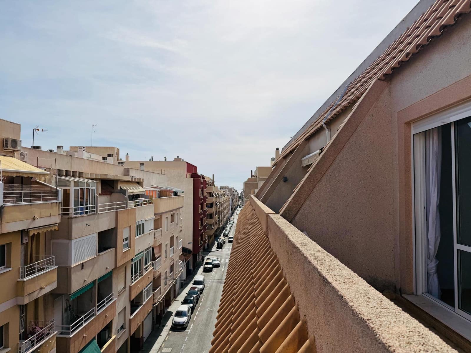 2 sypialnia Penthouse na sprzedaż w Torrevieja z basenem - 129 900 € (Ref: 9355943)