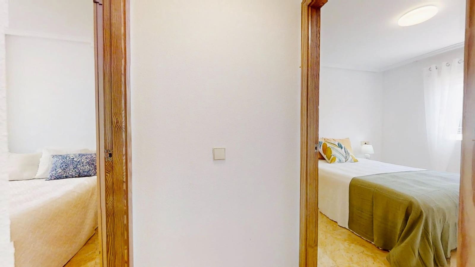 2 sypialnia Penthouse na sprzedaż w Torrevieja z basenem - 136 500 € (Ref: 9355943)