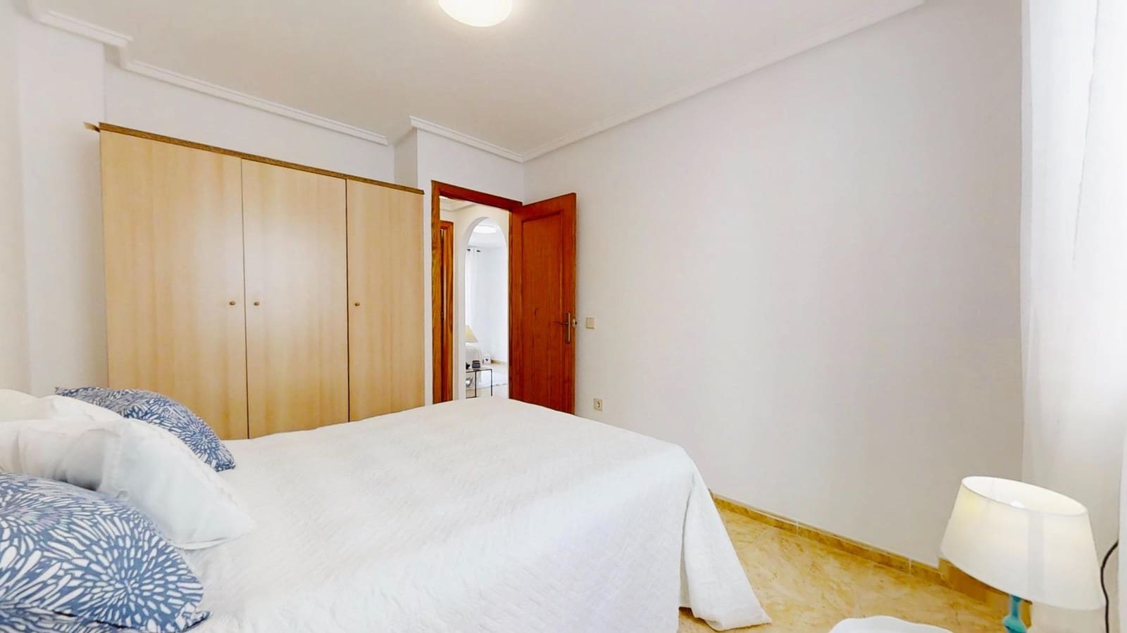 2 sypialnia Penthouse na sprzedaż w Torrevieja z basenem - 136 500 € (Ref: 9355943)