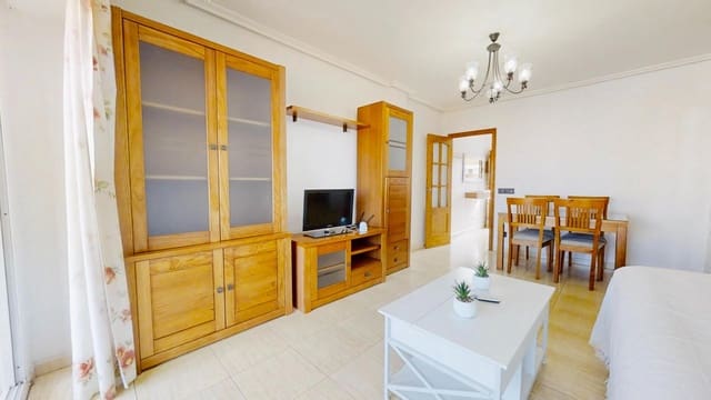 2 bedroom Penthouse for rent in Las Piscinas Naturales, Torrevieja - € 800 (Ref: 9390989)