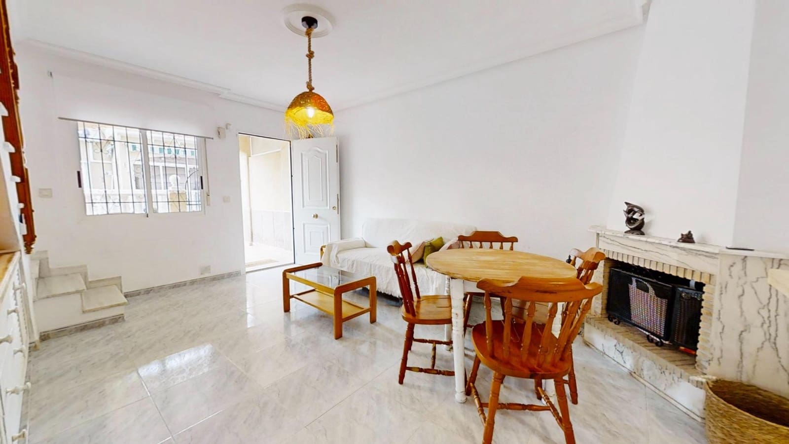 3 camera da letto Appartamento da affittare in Torrevieja con piscina - 1.100 € (Rif: 9390990)