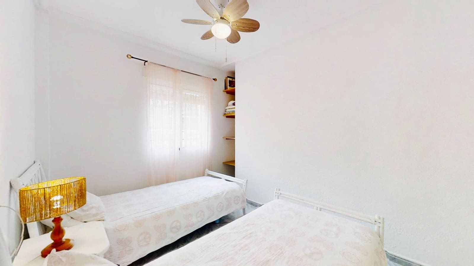 3 camera da letto Appartamento da affittare in Torrevieja con piscina - 1.100 € (Rif: 9390990)