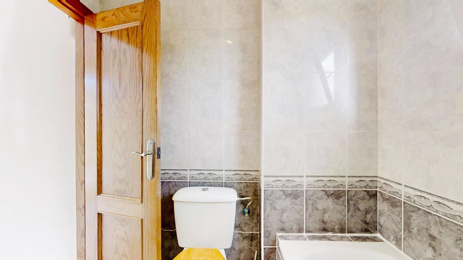 3 camera da letto Appartamento da affittare in Torrevieja con piscina - 1.100 € (Rif: 9390990)