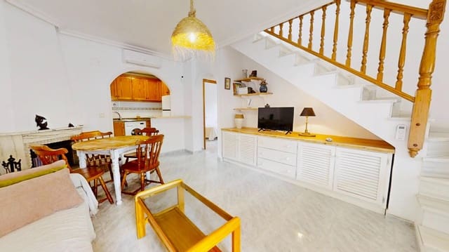 Apartamento de 3 habitaciones en Los Balcones - Los Altos, Torrevieja en alquiler con piscina - 1.000 € (Ref: 9390990)