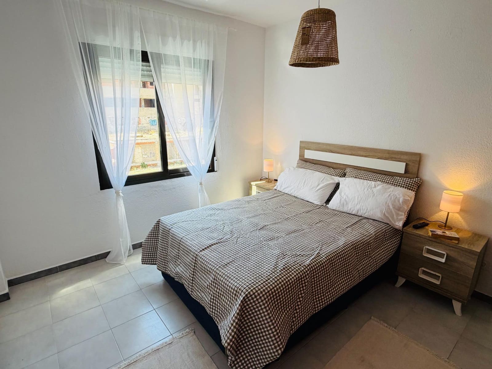 2 bedroom Flat for holiday rental in Torrevieja - € 1,600 (Ref: 9431142)