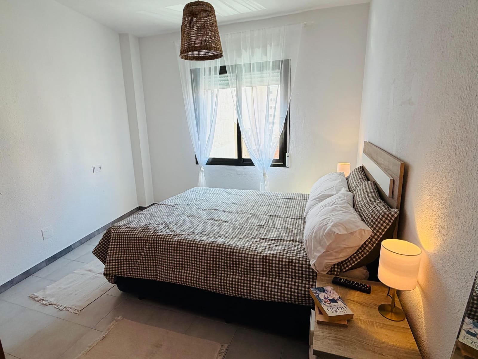 2 bedroom Flat for holiday rental in Torrevieja - € 1,600 (Ref: 9431142)