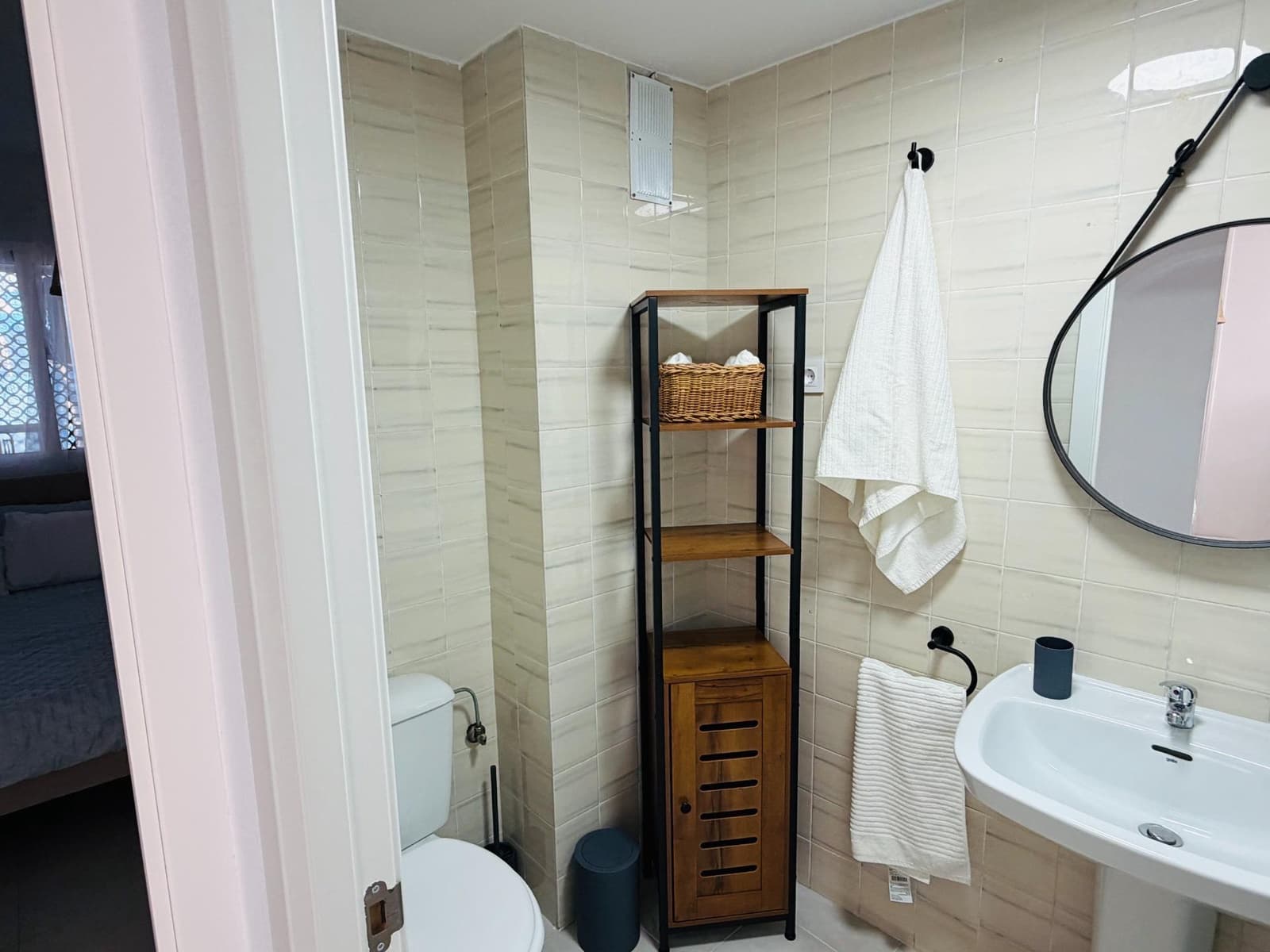 2 bedroom Flat for holiday rental in Torrevieja - € 1,600 (Ref: 9431142)