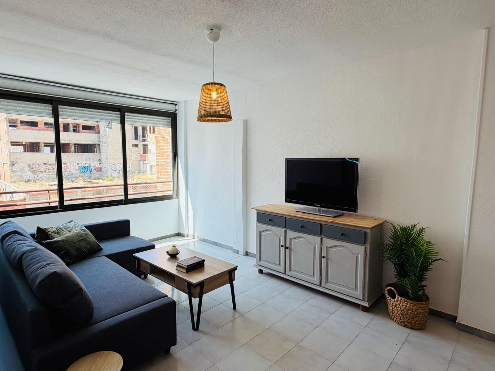 2 bedroom Flat for holiday rental in Torrevieja - € 1,600 (Ref: 9431142)