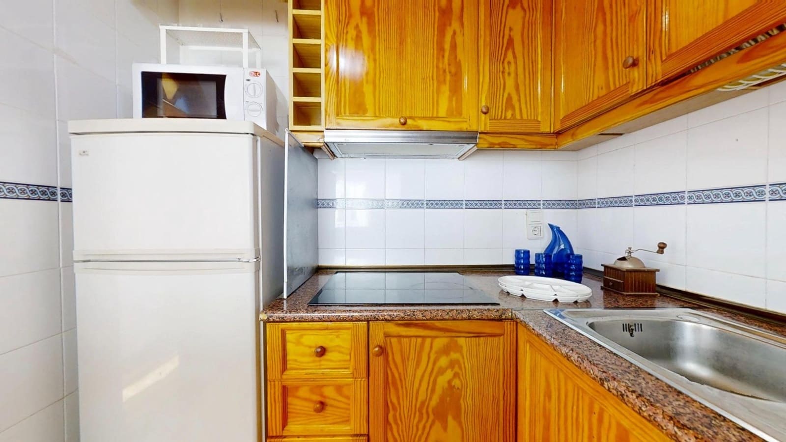 2 soverom Leilighet til salgs i Torrevieja med garasje - € 135 000 (Ref: 9470494)