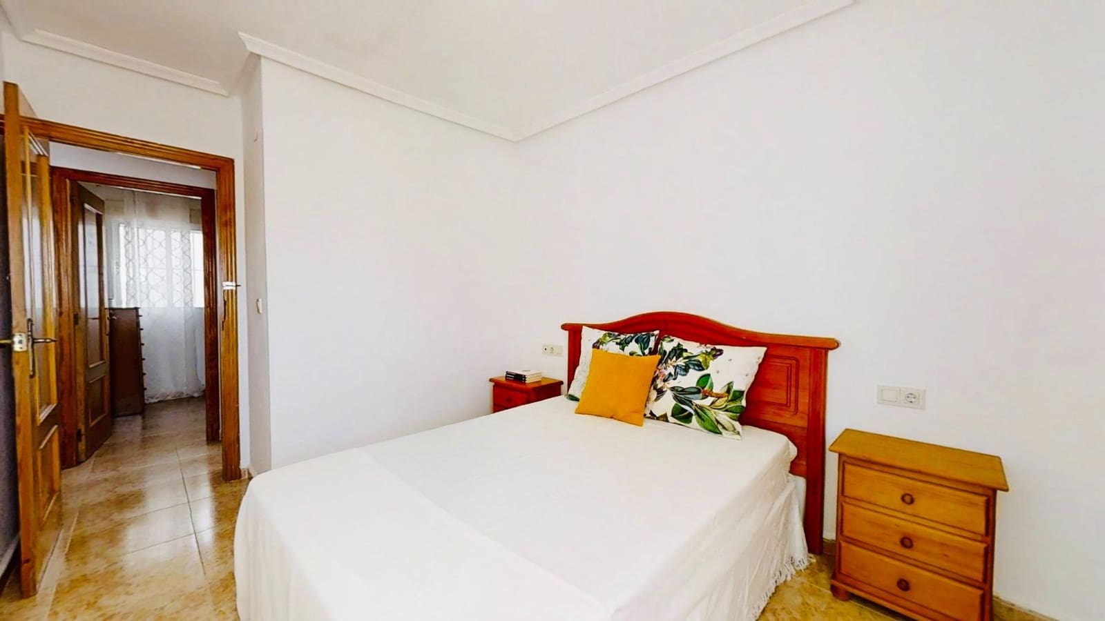 3 sypialnia Willa na sprzedaż w Playa Flamenca z basenem garażem - 190 000 € (Ref: 9712071)