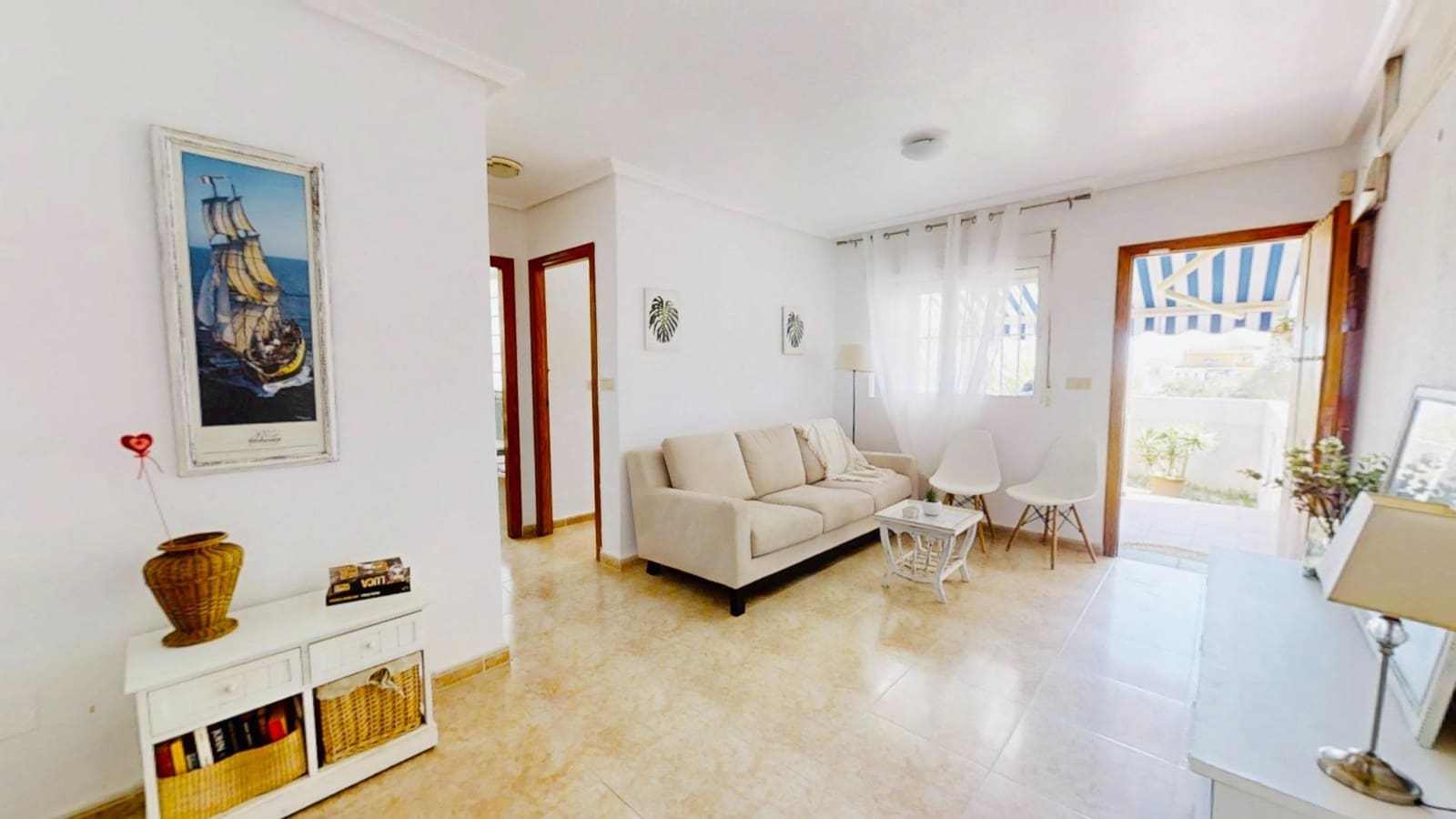 3 sypialnia Willa na sprzedaż w Playa Flamenca z basenem garażem - 190 000 € (Ref: 9712071)