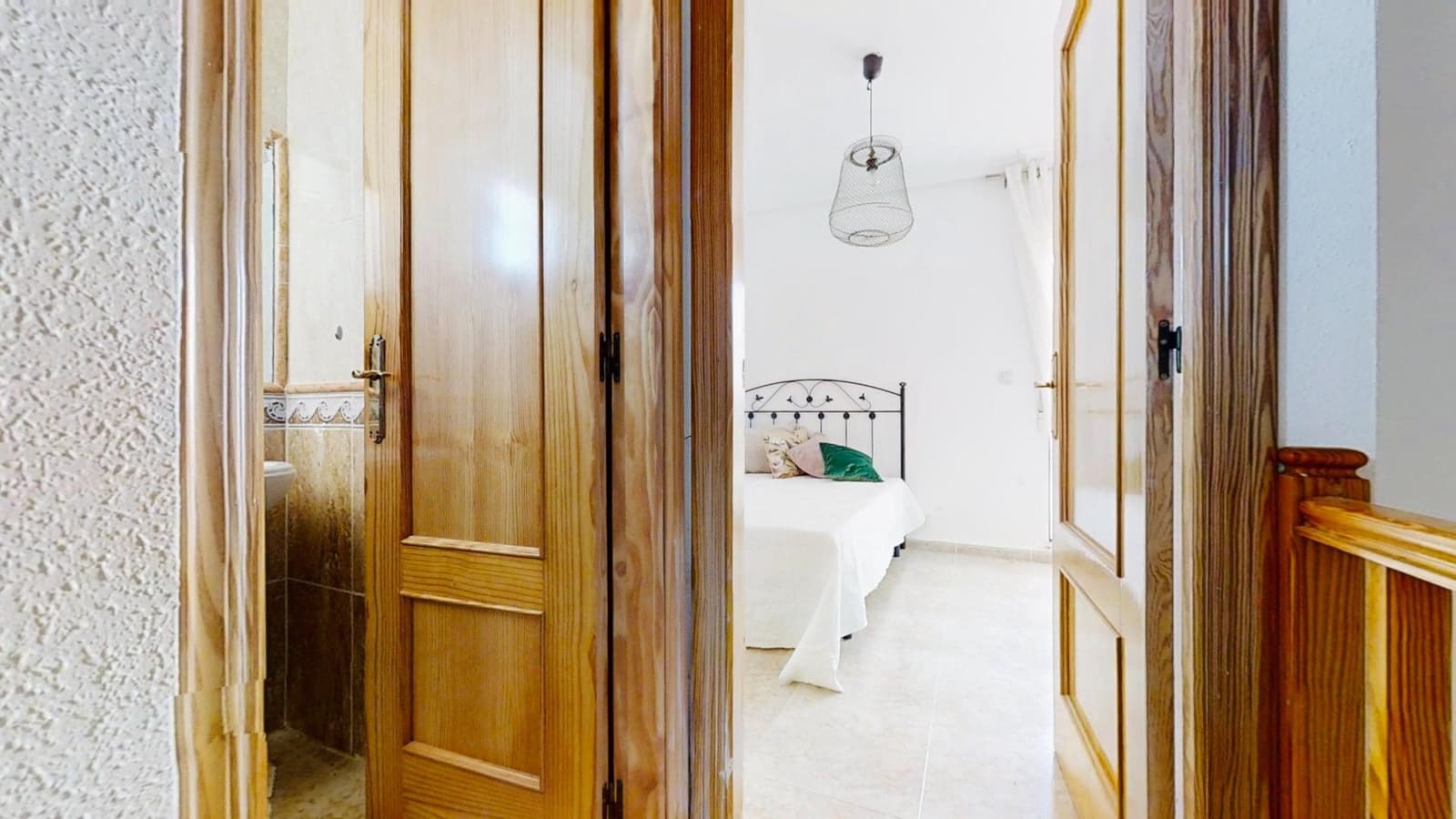 3 sypialnia Willa na sprzedaż w Playa Flamenca z basenem garażem - 190 000 € (Ref: 9712071)