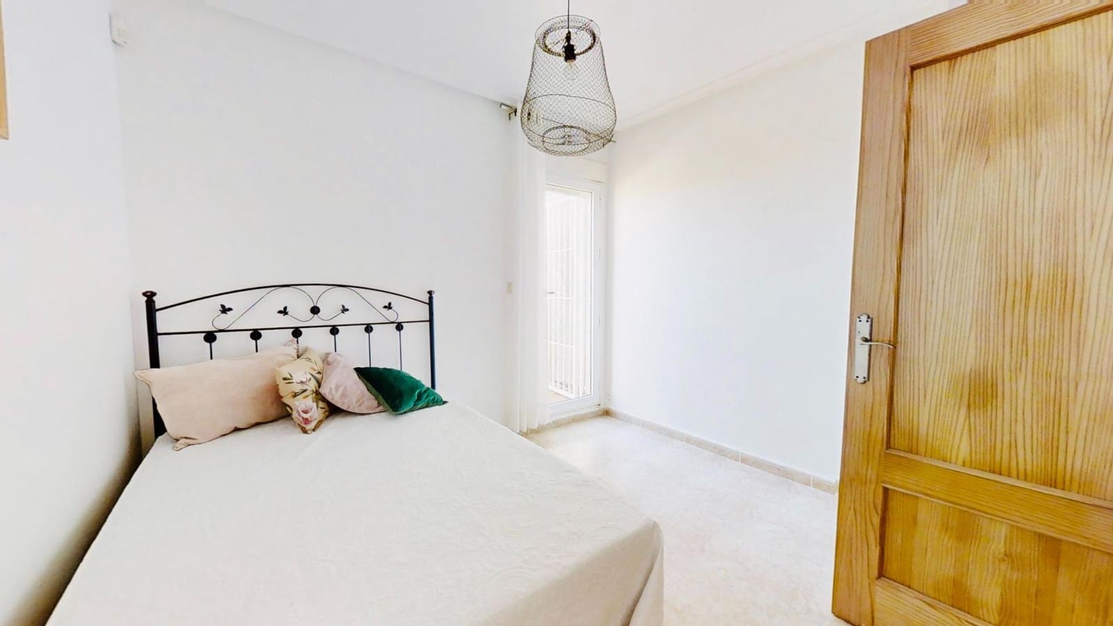 3 sypialnia Willa na sprzedaż w Playa Flamenca z basenem garażem - 190 000 € (Ref: 9712071)