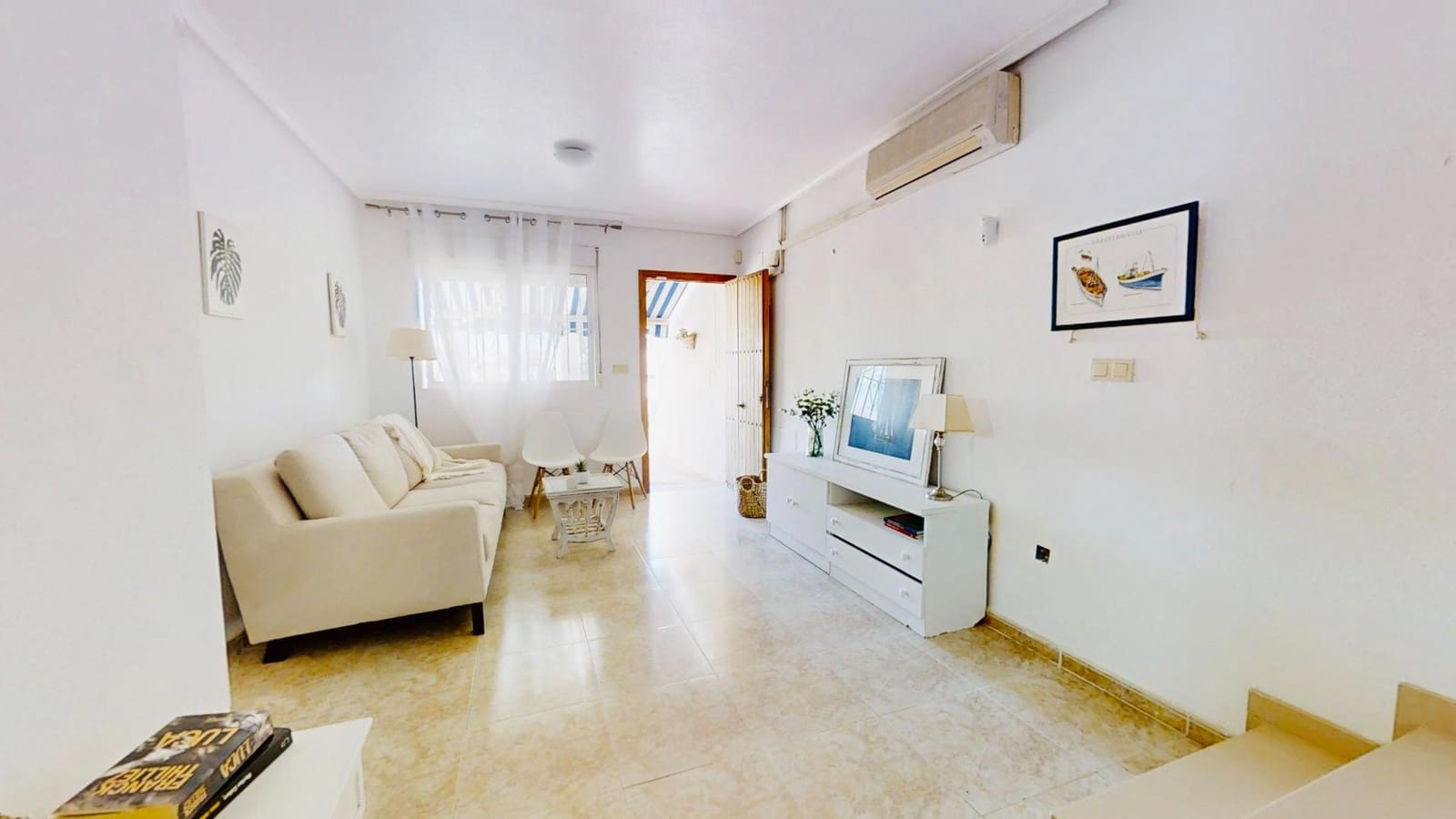 3 bedroom Villa for sale in Playa Flamenca with pool garage - € 190,000 (Ref: 9712071)