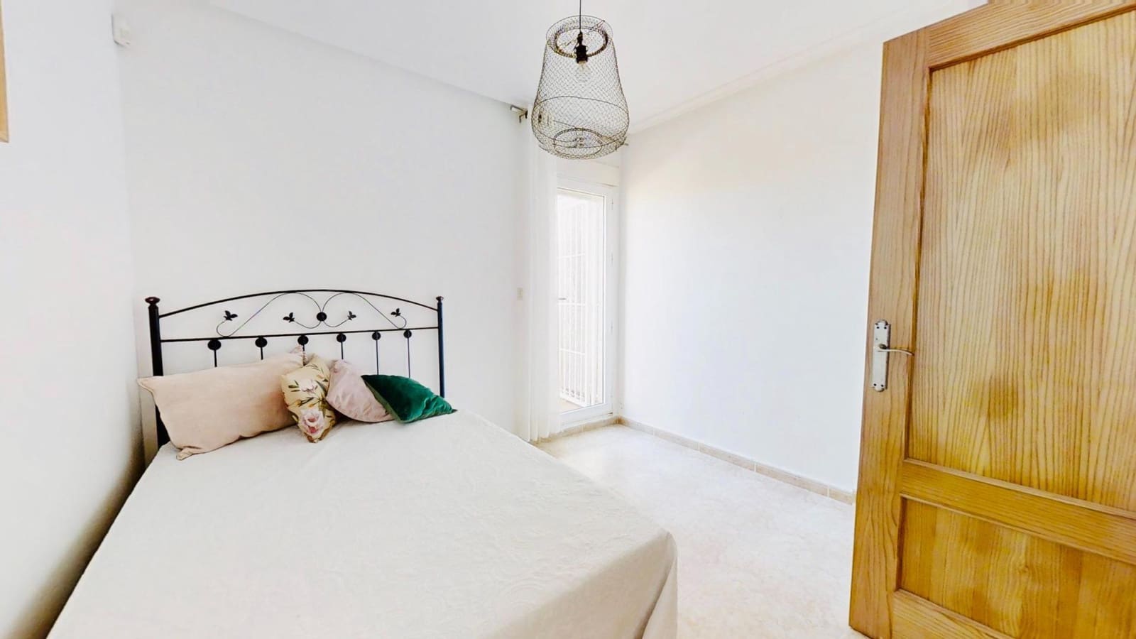 3 bedroom Villa for sale in Playa Flamenca with pool garage - € 190,000 (Ref: 9712071)