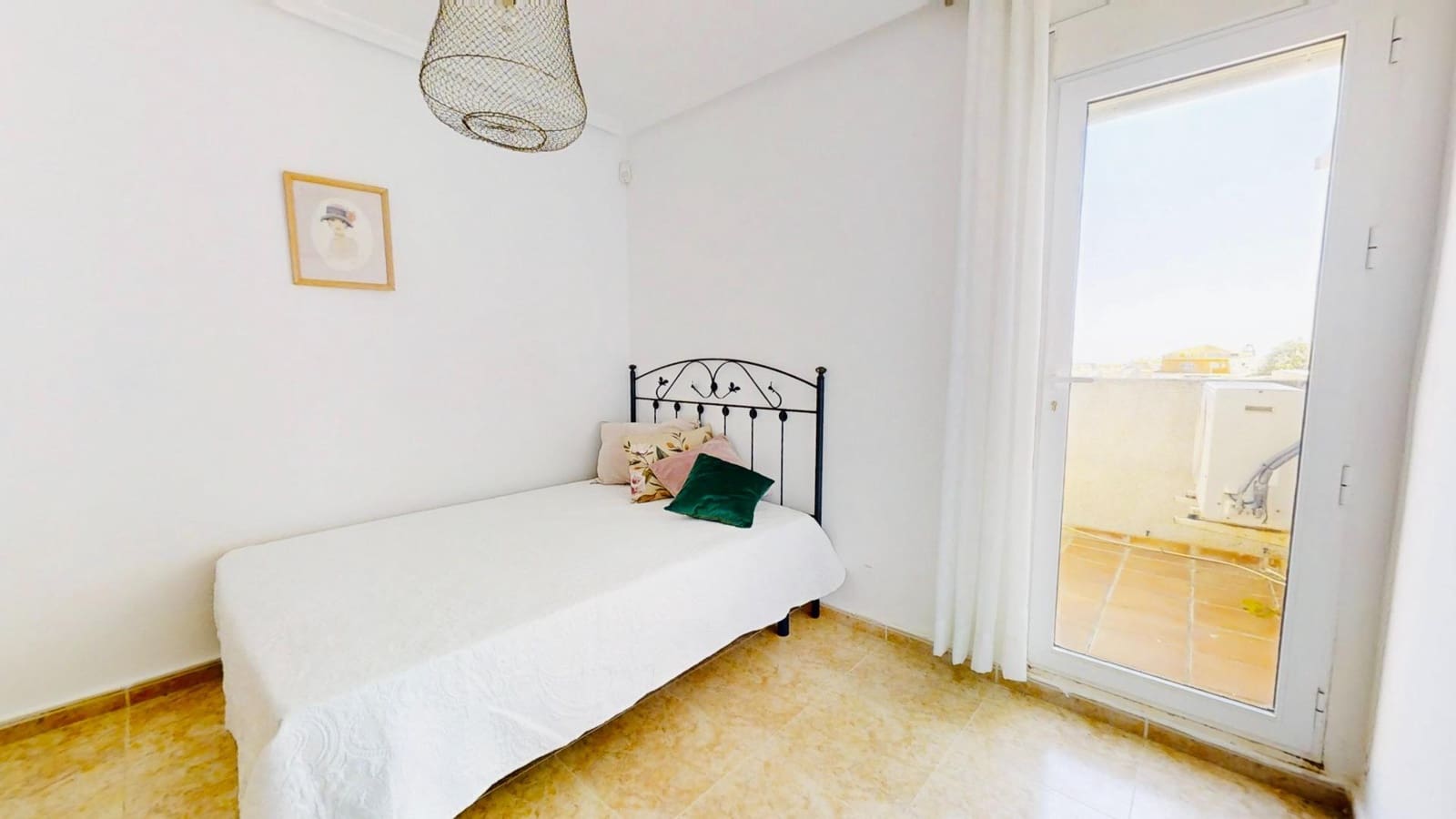 3 bedroom Villa for sale in Playa Flamenca with pool garage - € 190,000 (Ref: 9712071)