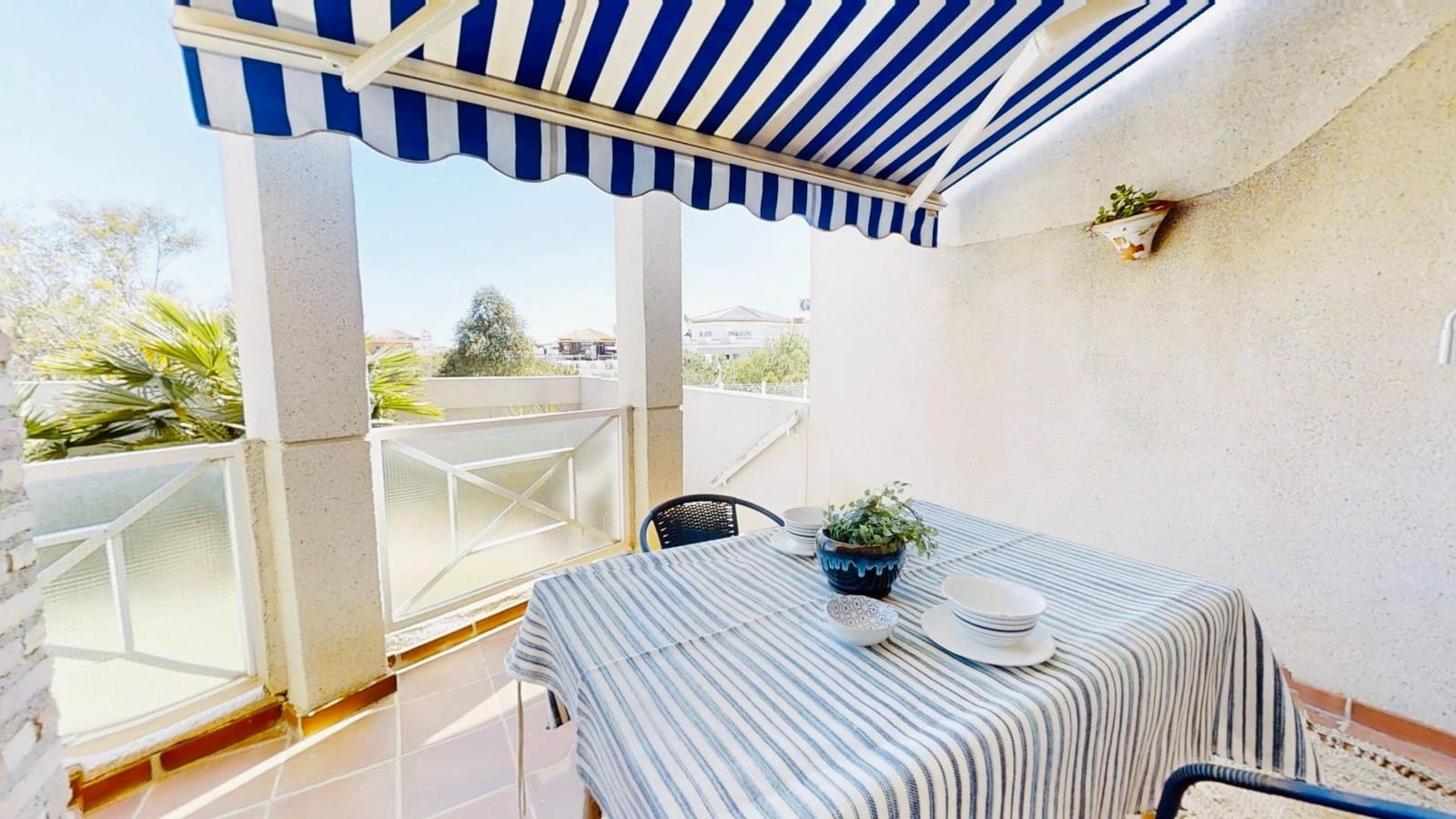 3 bedroom Villa for sale in Playa Flamenca with pool garage - € 190,000 (Ref: 9712071)