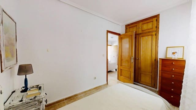 3 camera da letto Villa in vendita in Playa Flamenca, Orihuela con piscina garage - 190.000 € (Rif: 9712071)