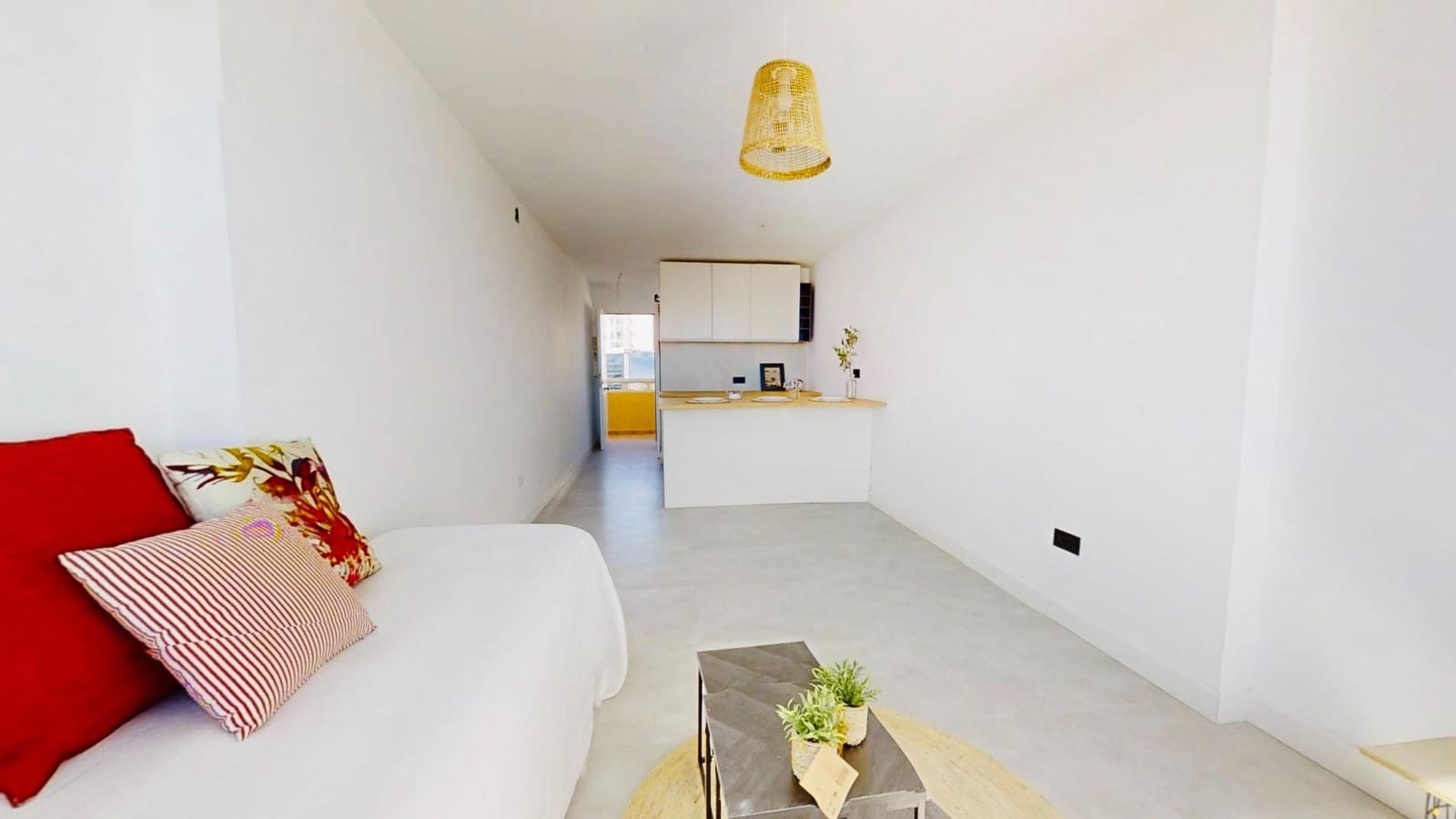 Studio til salg i Torrevieja med garage - € 85.000 (Ref: 9712073)