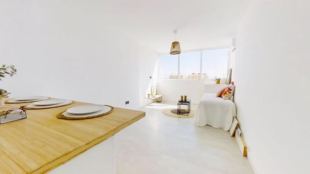 Studio til salgs i Los Europeos, Torrevieja med garasje - € 85 000 (Ref: 9712073)