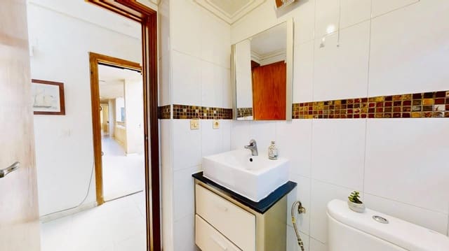 Studio à vendre à El Chaparral, Torrevieja - 66 000 € (Ref: 9851870)