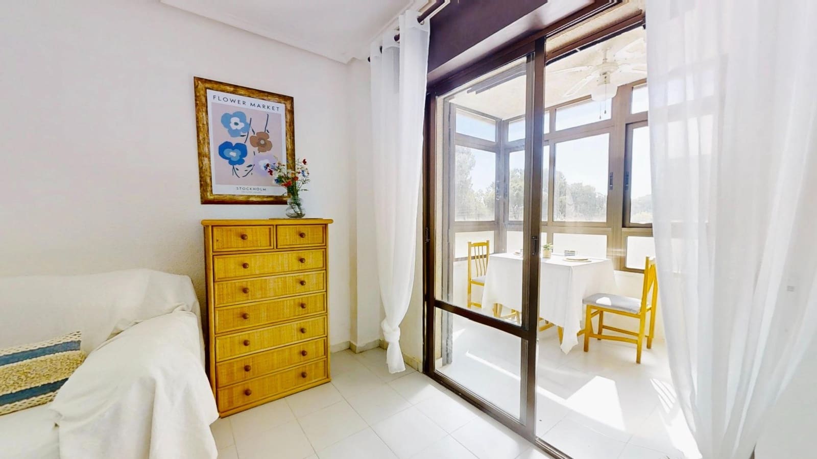 Studio for sale in Torrevieja - € 66,000 (Ref: 9851870)