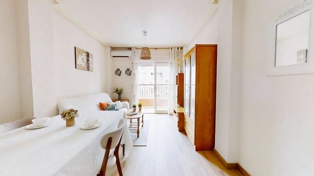 3 slaapkamer Flat te koop in Centro - Muelle Pesquero, Torrevieja met garage - € 185.000 (Ref: 9884921)