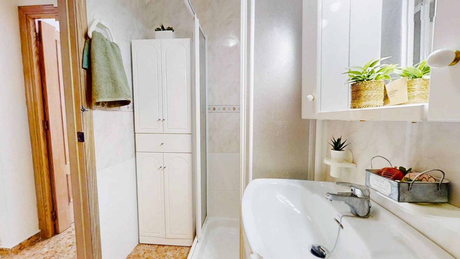 2 chambre Appartement à vendre à Torrevieja avec piscine garage - 138 500 € (Ref: 9949887)
