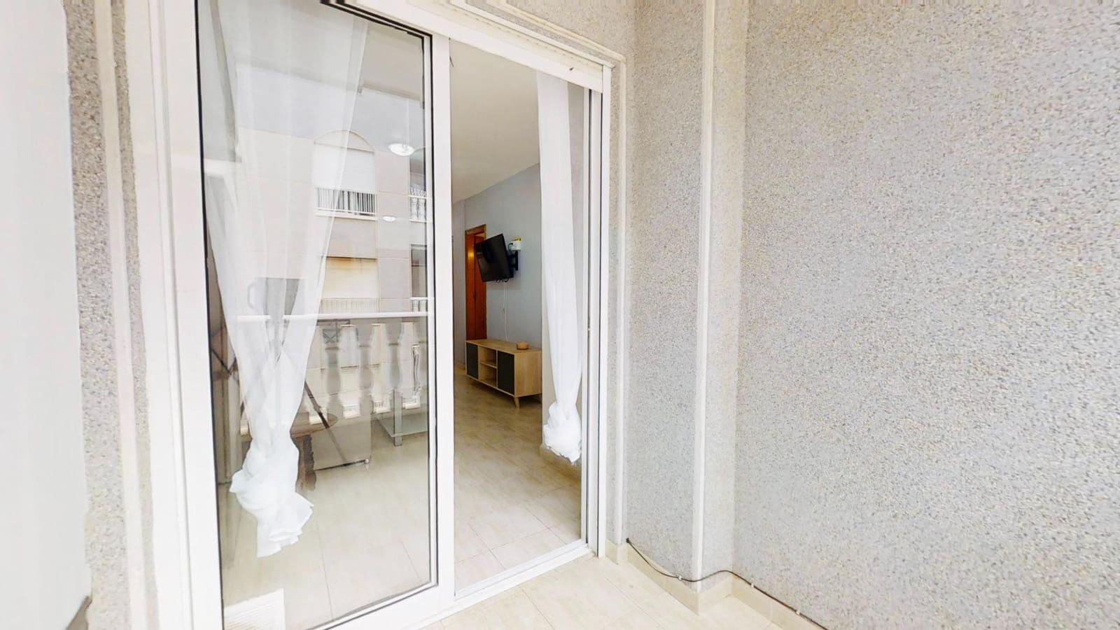 2 sypialnia Apartament do wynajęcia w Torrevieja - 700 € (Ref: 9983088)