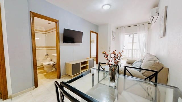 2 soveværelse Lejlighed til leje i Playa del Acequión, Torrevieja - € 700 (Ref: 9983088)