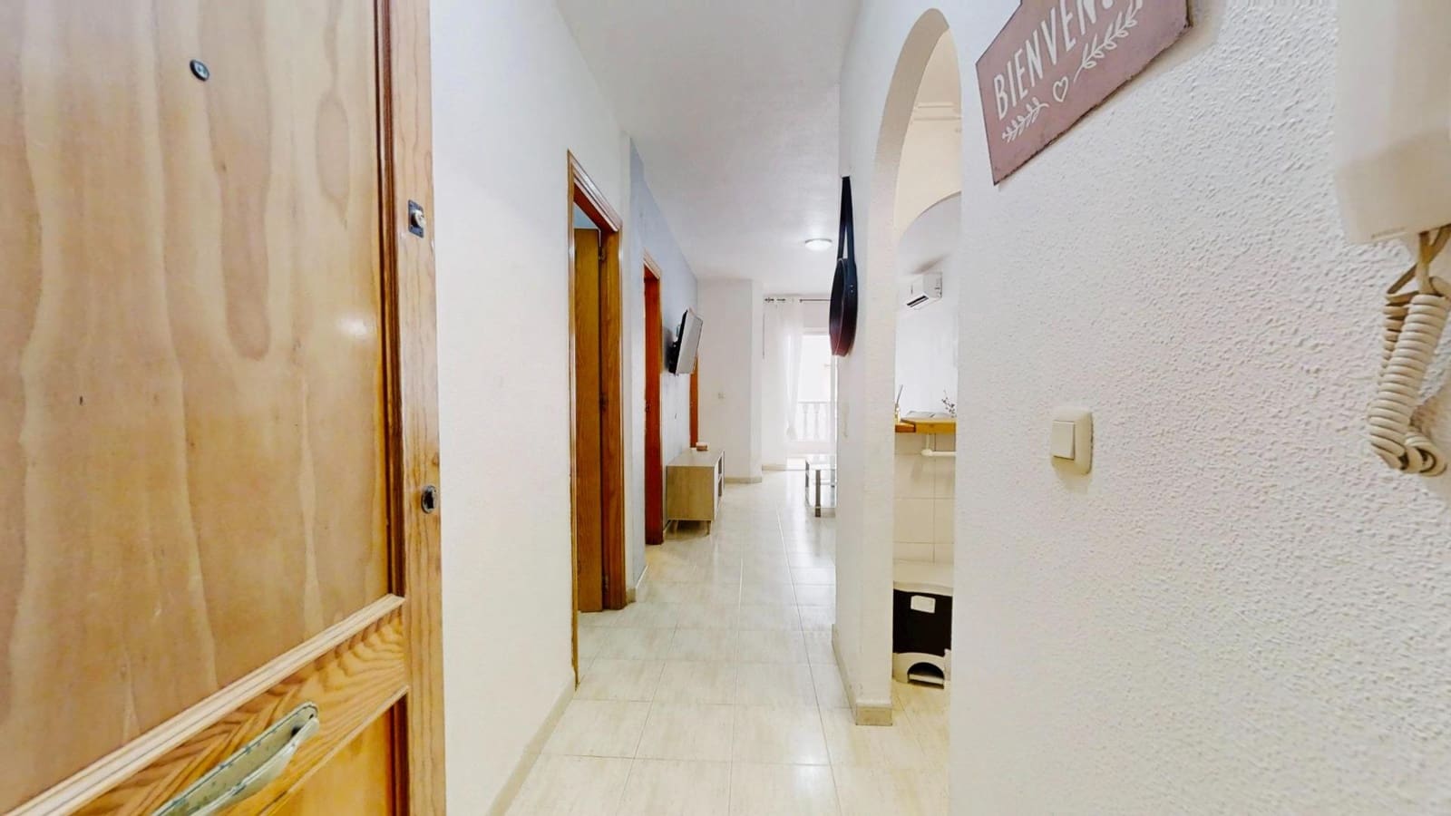 2 sypialnia Apartament do wynajęcia w Torrevieja - 700 € (Ref: 9983088)