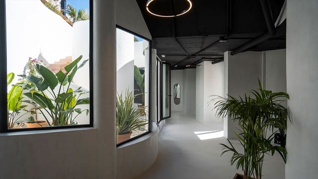 2 makuuhuone Huoneisto myytävänä paikassa Los Naranjos, Marbella mukana uima-altaan 
autotalli - 609 500 € (Ref: 8843654)