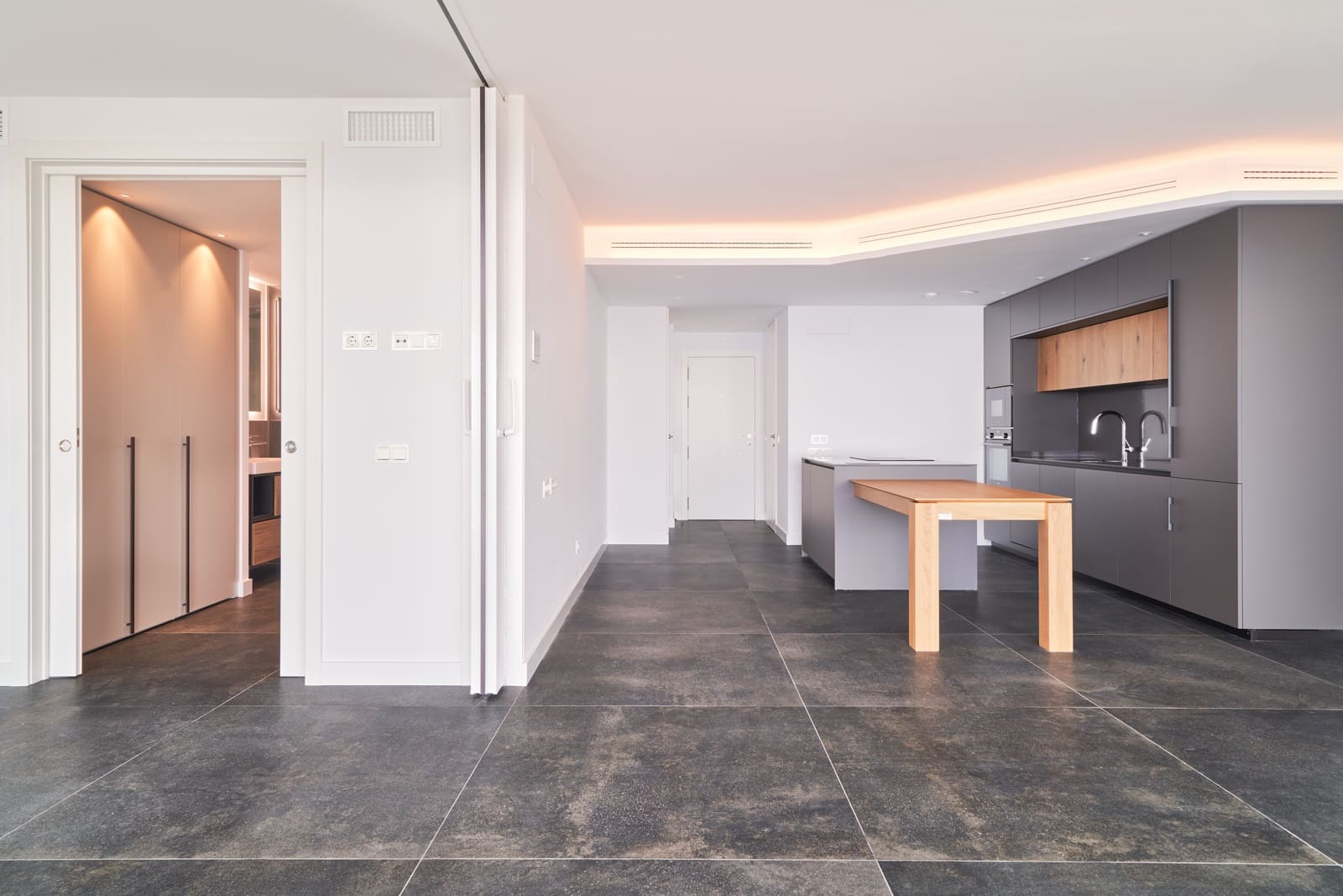 2 soveværelse Lejlighed til salg i Fuengirola med swimmingpool - € 1.100.000 (Ref: 8909702)