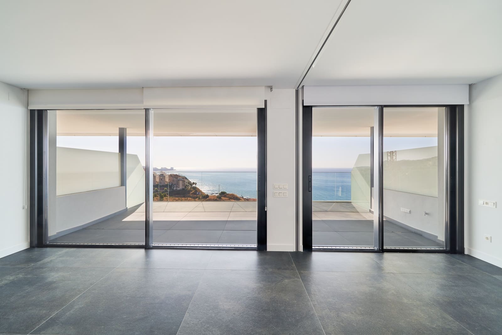 2 soveværelse Lejlighed til salg i Fuengirola med swimmingpool - € 1.100.000 (Ref: 8909702)