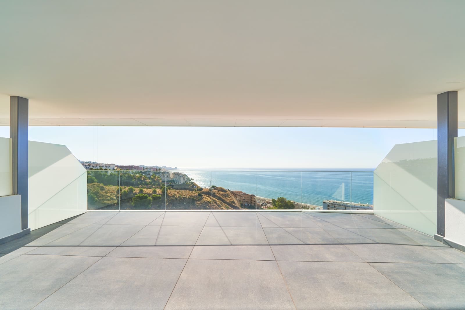 2 soveværelse Lejlighed til salg i Fuengirola med swimmingpool - € 1.100.000 (Ref: 8909702)