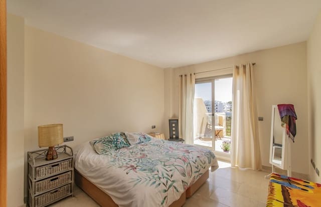 3 bedroom Penthouse for sale in La Concha - Resina Golf, Estepona with pool garage - € 495,000 (Ref: 8909901)