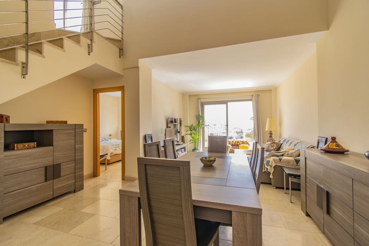 3 quarto Penthouse para venda em New Golden Mile com piscina garagem - 495 000 € (Ref: 8909901)